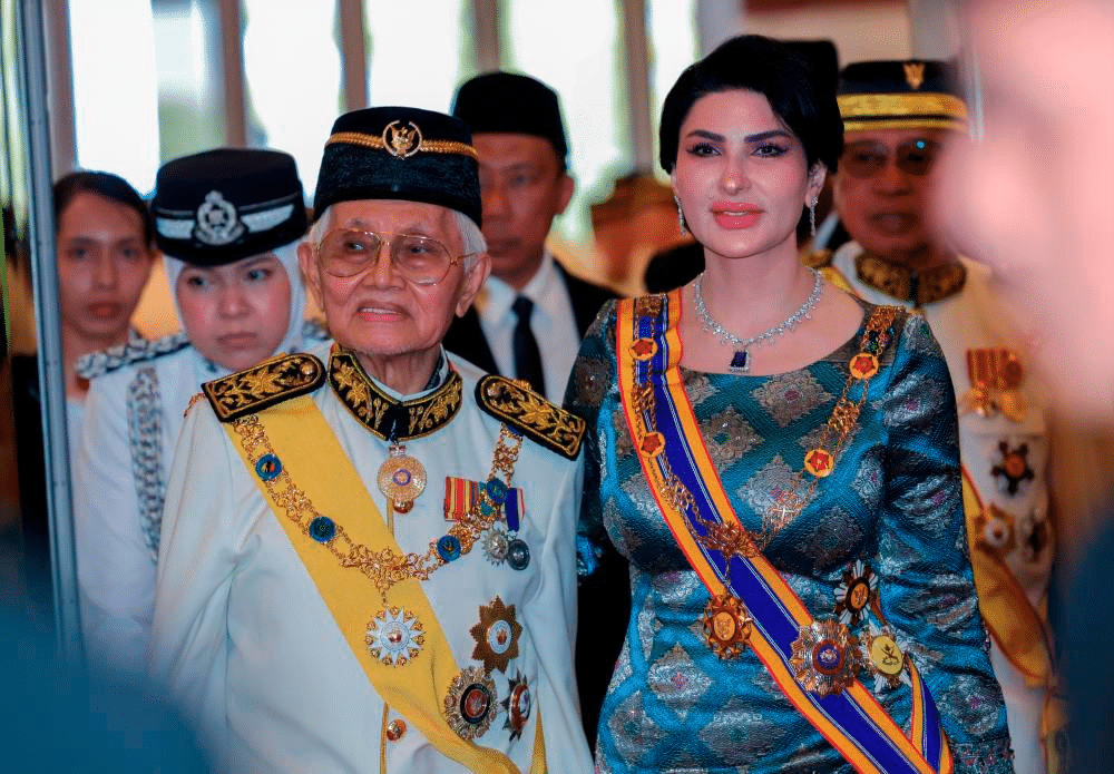 Astana Negeri Buat Laporan Polis Berhubung Komen Netizen Ke Atas Raghad Taib
