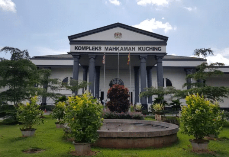 Wanita Dari Kuching Mengaku Tidak Bersalah Selepas Simbah Suami Kopi Panas