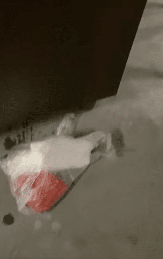 Berang Rumah Pelanggan Jauh, Pekerja GrabFood Lempar Makanan Depan Rumah