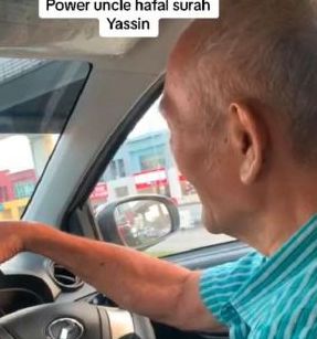Power Uncle Cina Bawa Grab Di Usia 71 Tahun, Siap Hafal Surah Yasin