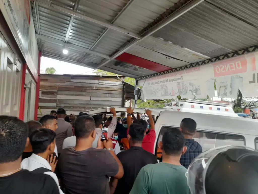 Pasangan Tanpa Baju Ditemui Tewas Dalam Kereta, Disyaki Terhidu Gas Karbon Monoksida