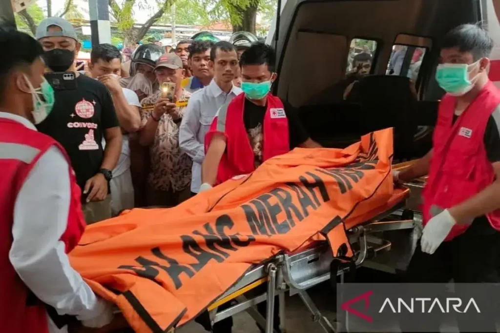 Pasangan Tanpa Baju Ditemui Tewas Dalam Kereta, Disyaki Terhidu Gas Karbon Monoksida