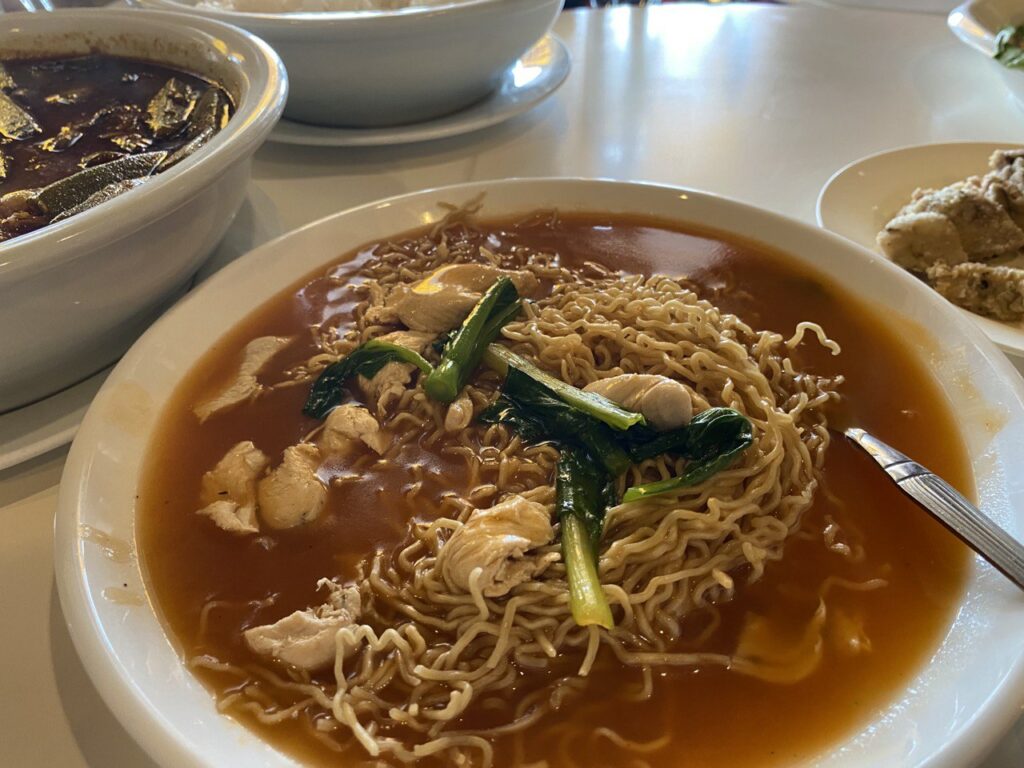 Hidang Makanan Laut Fresh Dan Lazat, Babaganoush Ini Jadi Port Makan Best Di Kuching