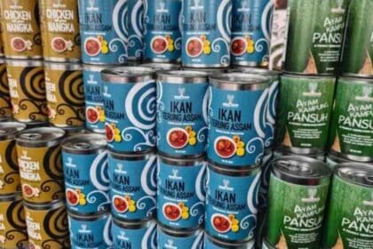 Ayam Pansuh Pertama Dalam Tin, Solusi Rindu Buat Orang Sarawak Di Luar Negara