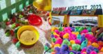 Ayam 'Pelangi' Jadi Tarikan Pengunjung Ke Sarawak Agrofest Di Stadium Perpaduan Kuching