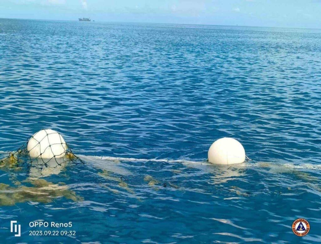 Tular Dakwa China Pasang Penghadang Terapung Di Bahagian Beting Bajo De Masinloc Undang Gusar Netizen