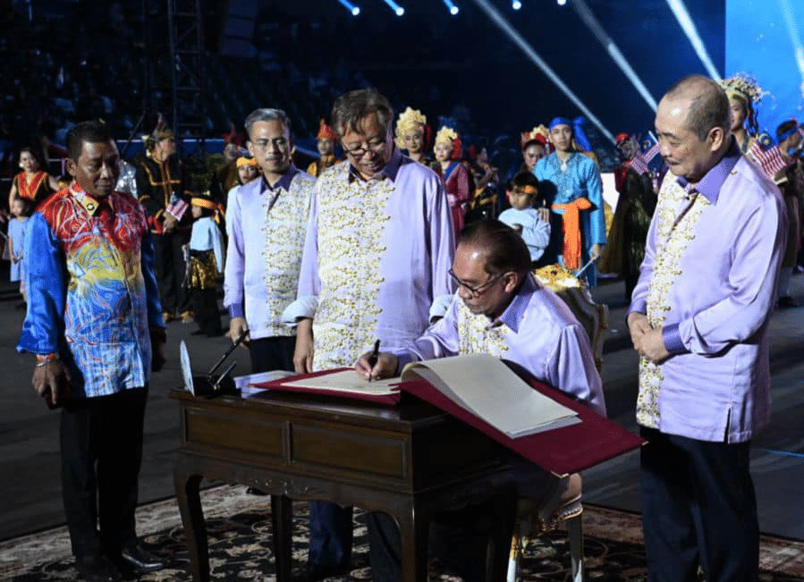 Demi Rakyat Sabah Sarawak, PM Beri Jaminan Bakal Selesaikan Petisyen Dengan Segera