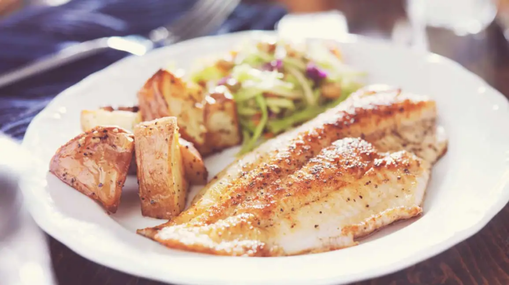 Wanita Kudung Kaki Dan Tangan Gara-Gara Makan Ikan Tilapia 'Separuh Masak'
