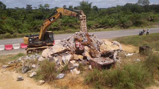 Dihuni Oleh Raja Katak, Ini Misteri Batu Katak Bongkah 'Pembawa Tuah' Di Bintulu