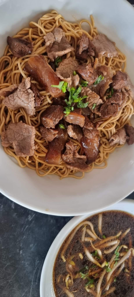 Daging Empuk Dan Lazat, Anda Perlu Cuba Sarapan Menarik Di Adla Beef & Lamb Noodles Kuching Ini