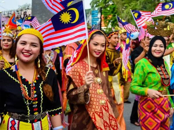 Abang Jo: Guna Isu Kaum, Agama Raih Sokongan Politik Tidak Baik Untuk Negara
