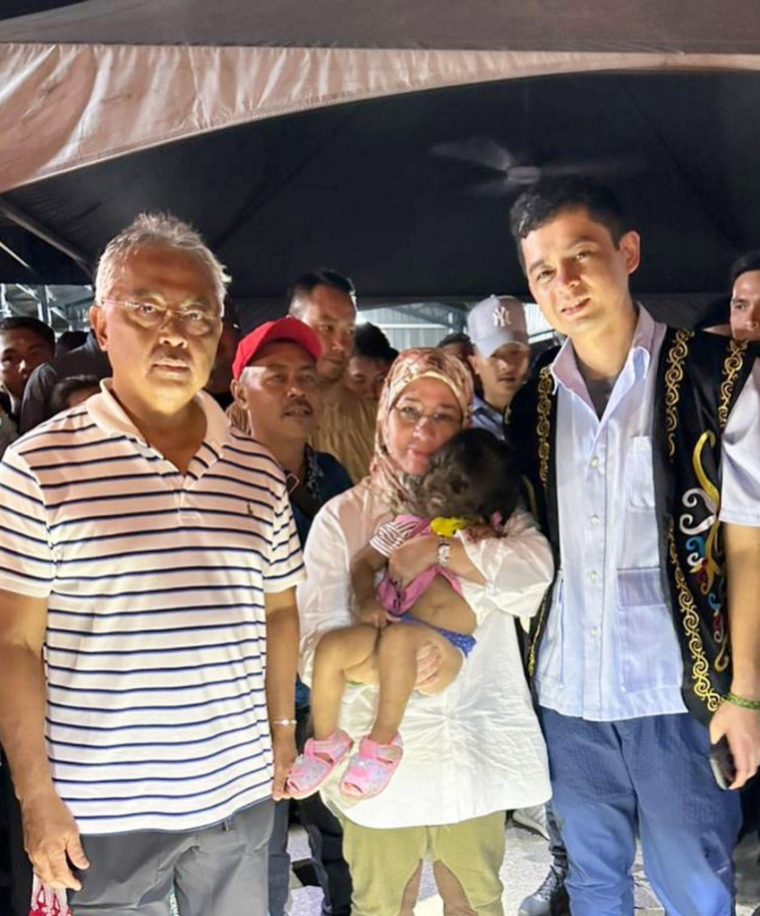 Hidap 'Sindrom Warewolf', Agong Dan Permaisuri Santuni Adik Missclyen Di Bintulu Ini Buat Ramai Terharu
