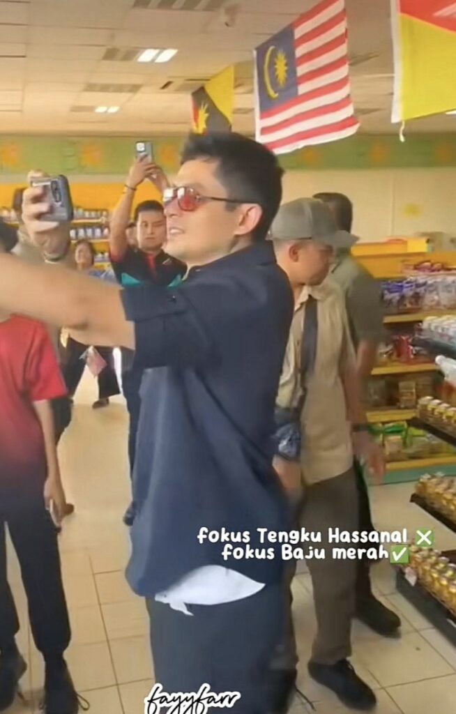 'Rakyat Berjiwa Raja', Video Tular Remaja Syok Lambai Peminat Tengku Hassanal Ini Buat Netizen Terhibur