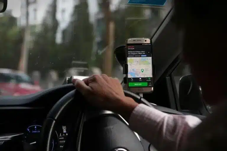 Rupanya Pemandu e-Hailing OKU Pendengaran, Wanita Dakwa ‘Dilarikan’ Tarik Laporan