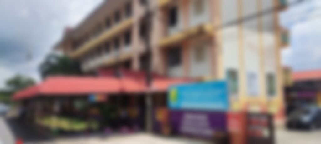 Gara-Gara Ditegur Tak Siapkan Kerja Sekolah, Guru Ini Disihir Oleh Ibu Pelajar Sampai Separuh Lumpuh
