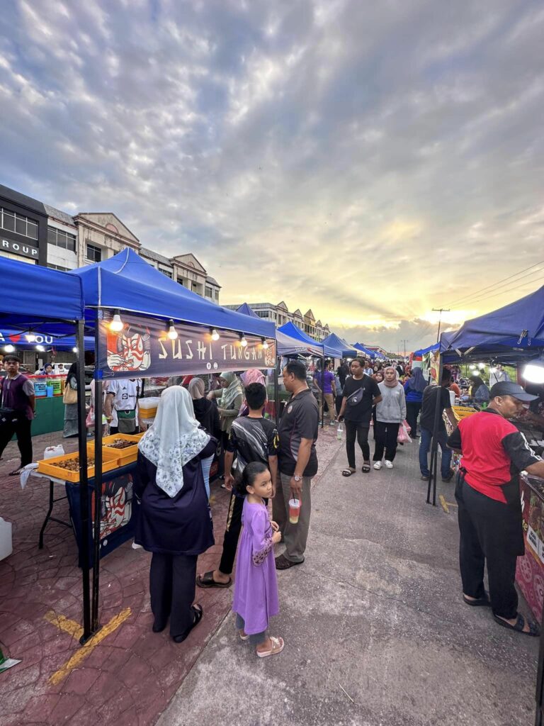 Ini 3 Pasar Malam Besar Di Sekitar Kuching Dan Samarahan Yang Anda Boleh Kunjungi