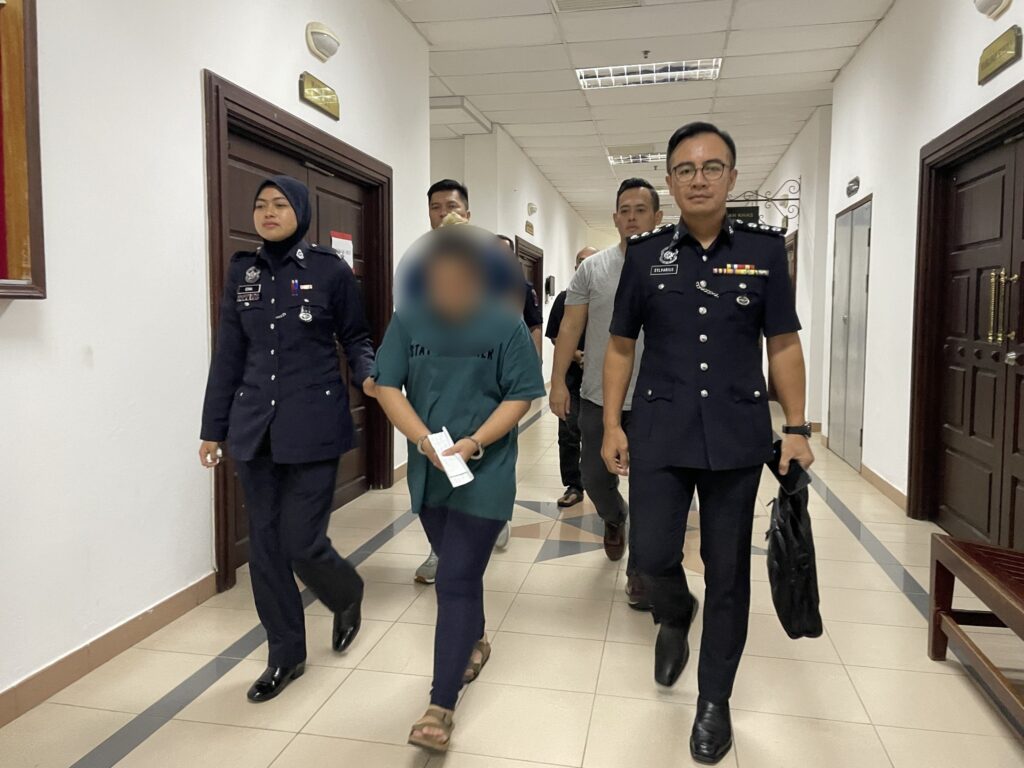 2 Individu Dijatuhi Hukuman Penjara 5 Tahun, Belasah Lelaki Hingga Maut Di Batu Kawa