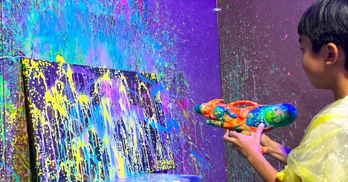 Sesi Terapeutik Dengan Melukis, Dirty Art Studio Ini Tawar Splash Art