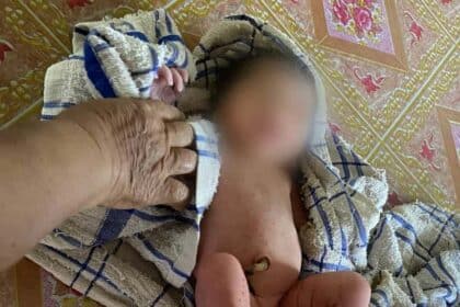 TERKINI Bayi Baru Lahir Masih Bertali Pusat Ditemui Di Bandar Baru Samariang