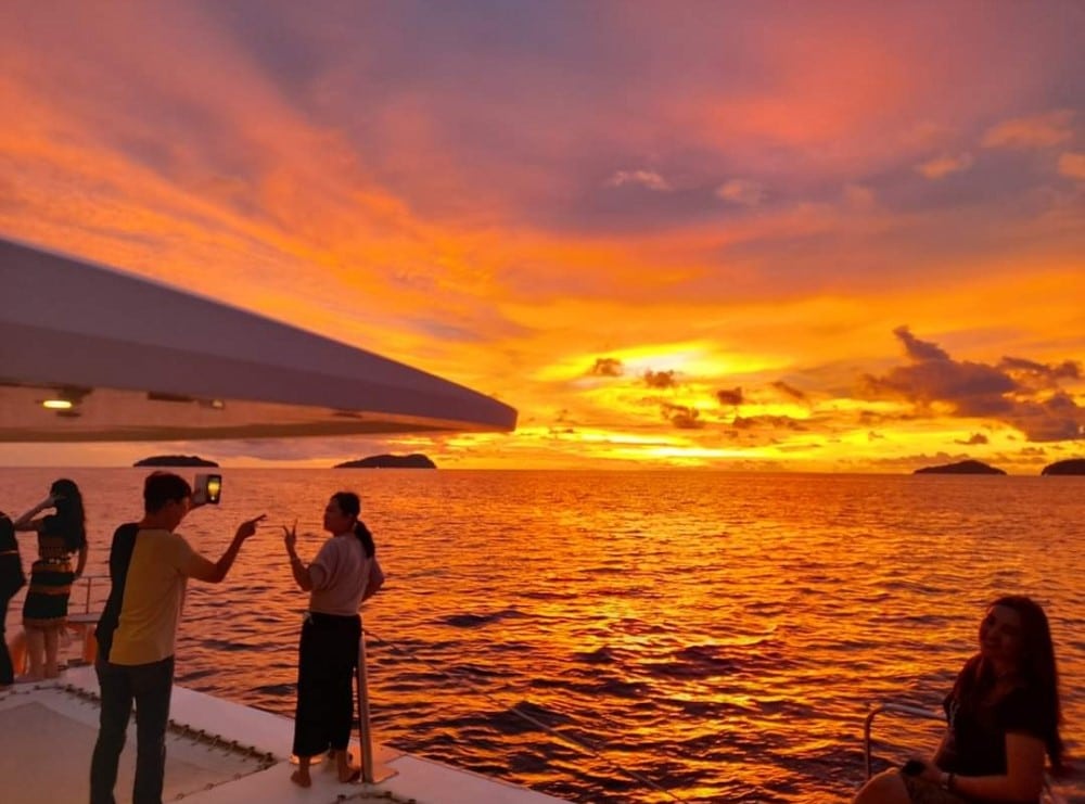 Dengan Bajet RM 200, Anda Kini Boleh Menaiki Cruise Bot Mewah Di Kota Kinabalu