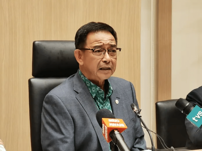 Karim Hamzah Gesa NGO Sarawak Jangan Terburu-Buru Komen Isu Pelarian Palestin