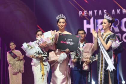 Peserta Kelahiran Sarawak, Nurelyana Baharin Muncul Juara Dewi Remaja 2023