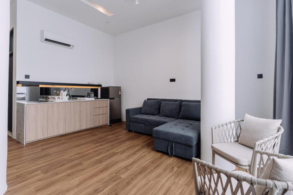 Siap Ada Skybar, Nikmati Pengalaman Unik Bermalam Di Impiana Hotel By Roxy Kuching