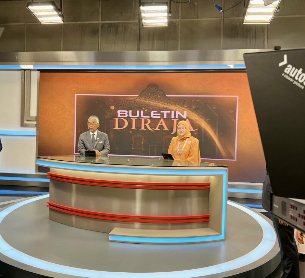Agong Dan Permaisuri Muncul Di Buletin Utama, Ini Antara Komen Lucu Netizen