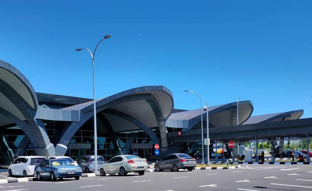 Ini Senarai 16 Buah Lapangan Terbang Di Sarawak