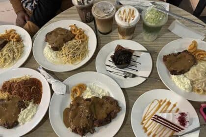 The Boy Cakehouse, Kedai Hidden Western Di Kubah Ria Buat Warga Kuching