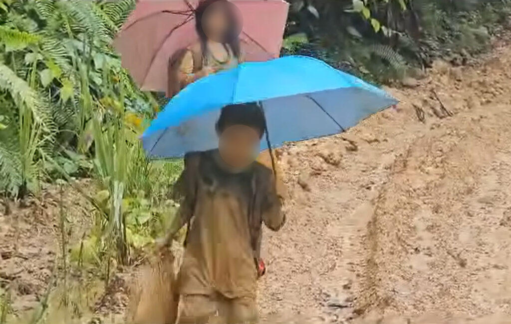 Murid Terpaksa Redah Jalan Berlumpur Enam Jam Nak Ke Sekolah Di Sabah