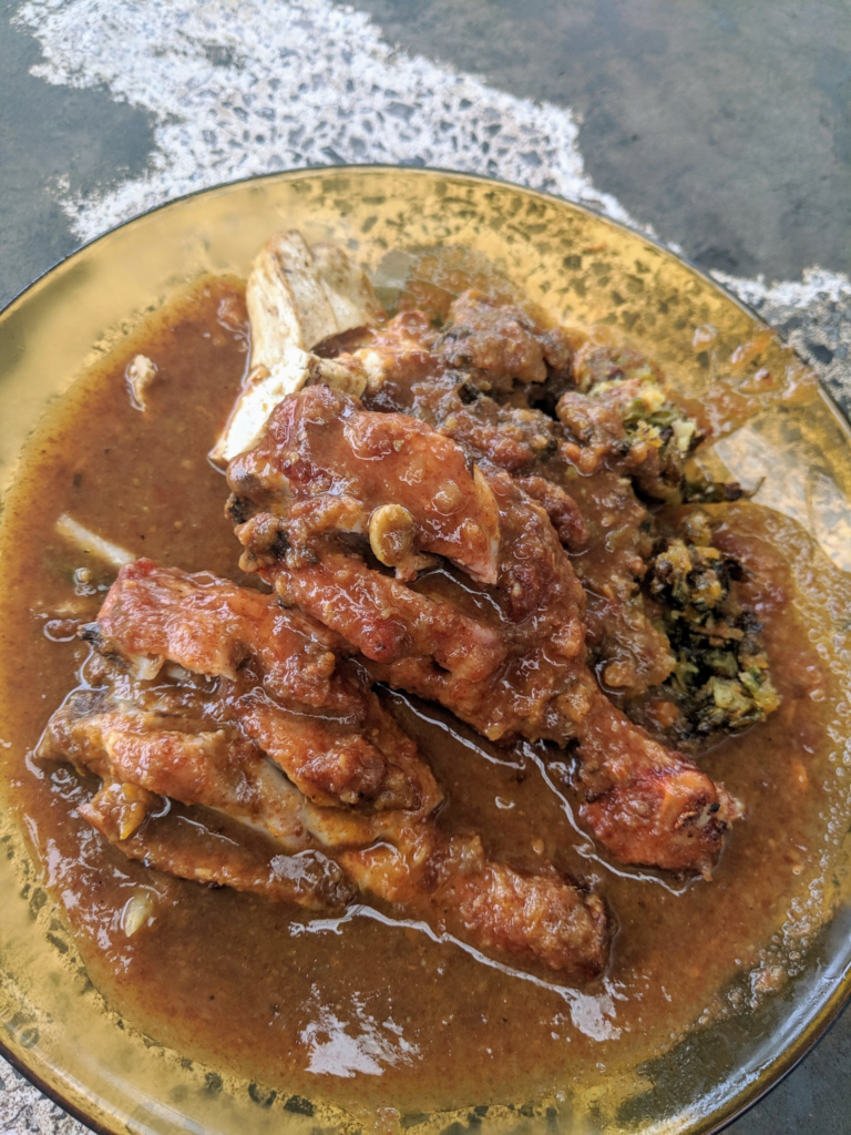 Ini Antara 5 Port Rojak Ayam Yang Nyaman Di Kuching