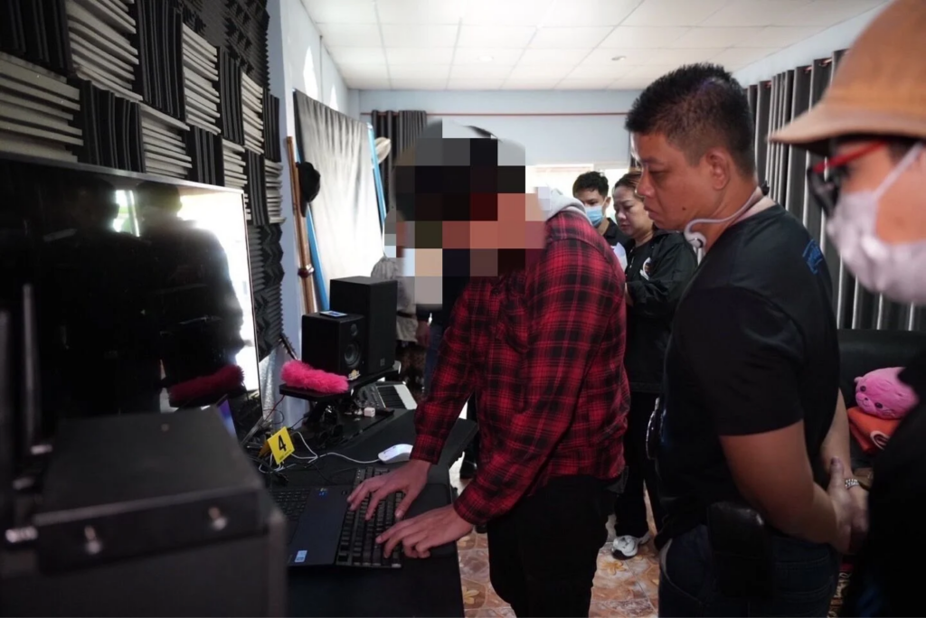 Bapa Kantoi Jual Filem Lucah Anak Sendiri, Polis Temui Lebih 10,000 Fail Pornografi Dalam Komputer