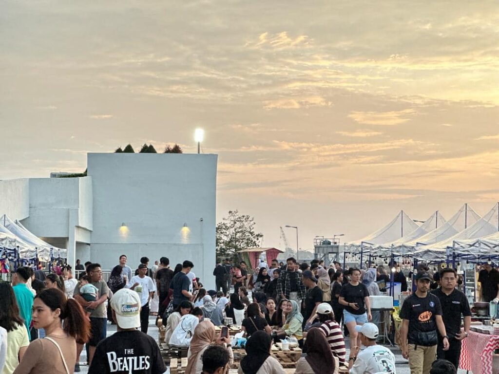 Instagrammable Sambil Menikmati Sunset, Night Market Baru Di Kota Kinabalu