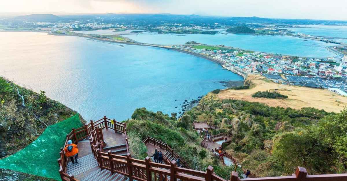 Sarawak Rancang Buka Laluan Direct Flight Dari Kuching Ke Pulau Jeju