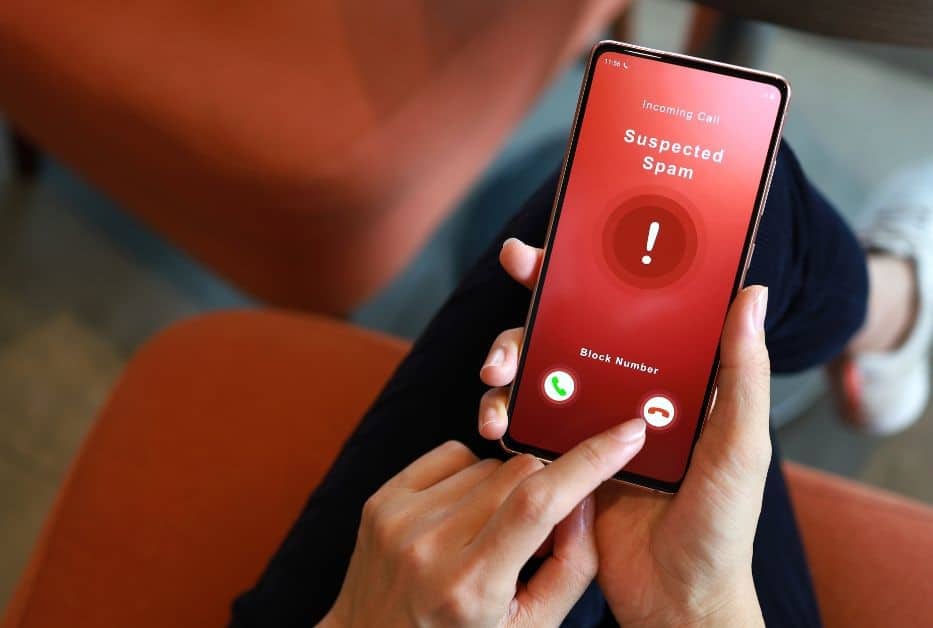 Bermula Dari Panggilan Telefon, Wanita Discam RM 390 Ribu Di Kuching