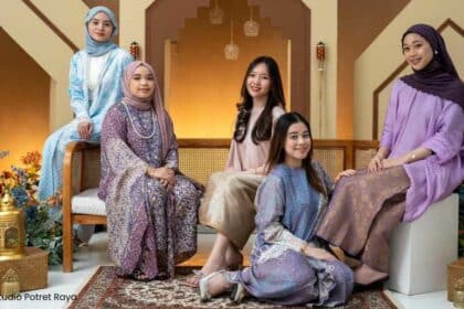Ini 10 Studio Untuk Anda Bergambar Pagi Raya Bersama Keluarga Sekitar Kuching