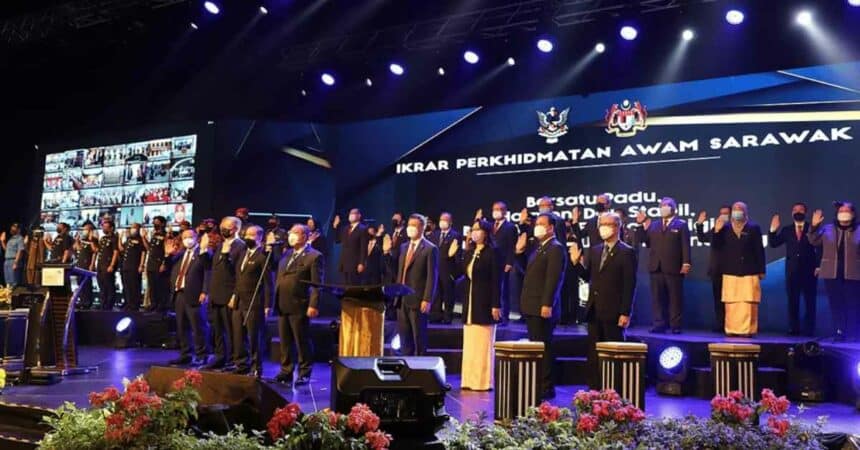 Kerajaan Negeri Umum Tiada Pencen Buat Penjawat Awam Baru Sarawak