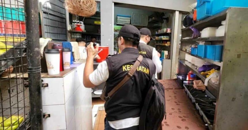Premis Kotor Dan Ada Najis Tikus, Dua Restoran Di Jalan Batu 3 Kuching Diarah Tutup