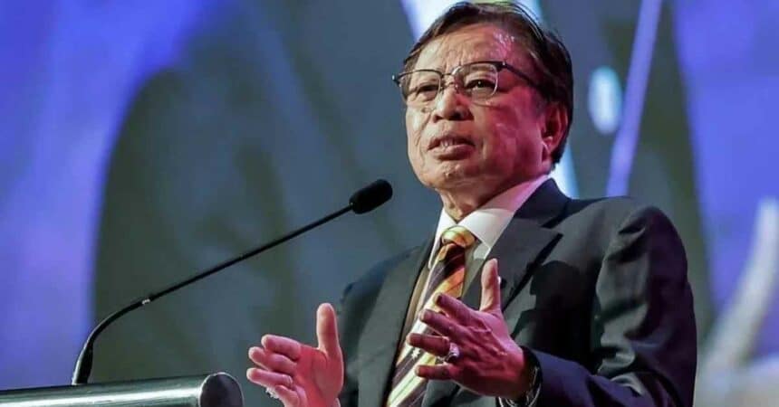 Terkini Penjawat Awam Sarawak Terima Bayaran Insentif RM2000 Dari Kerajaan Negeri