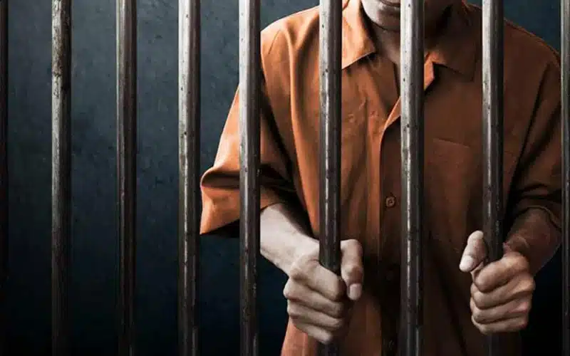 Gangguan Seksual Terhadap Remaja 11 Tahun Di Kota Kinabalu, Bekas Peguam Dipenjara 6 Tahun