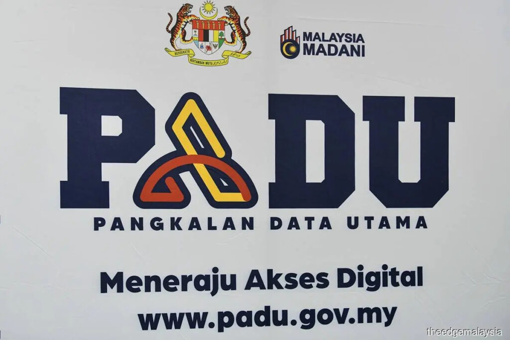 Karim Mahu Orang Sarawak Hentikan Pendaftaran PADU Serta Merta