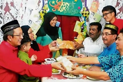 8 Biskut Raya Ini Bikin Anda Terkenang Kenangan Manis Menyambut Aidilfitri