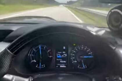 Padah Rakam Video Pandu Laju Di Lebuhraya Pan Borneo, Pemandu Hailak Akhirnya Disaman