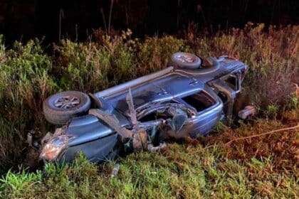 Wanita Maut Selepas Tercampak Keluar Dan Dihempap Kereta Sendiri Di Lubok Antu
