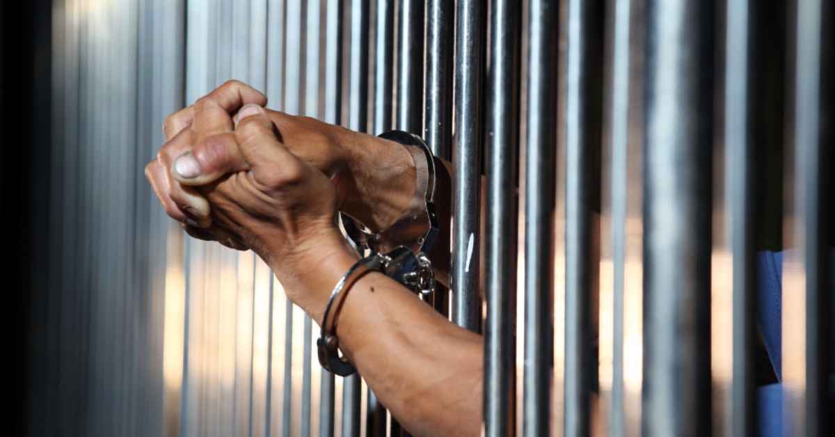Berang Tidak Diberi Duit, Warga Emas Didenda RM3K Gara-Gara Ugut Bunuh Isteri Di Kuching