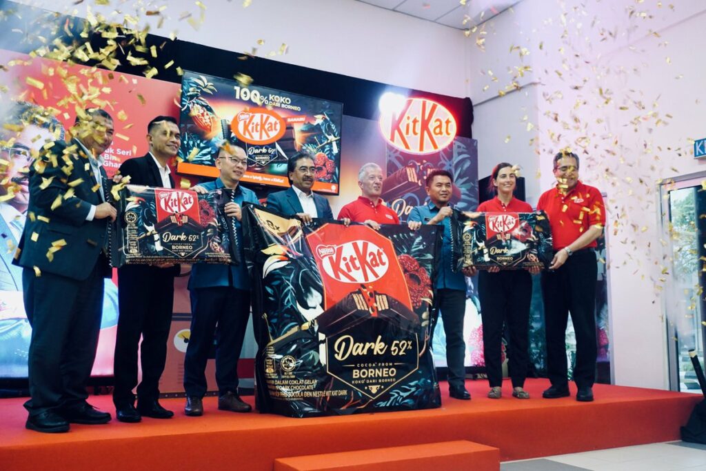 Nestle Lancar KitKat Dark Borneo Dari Biji Koko Premium Sabah Dan Sarawak