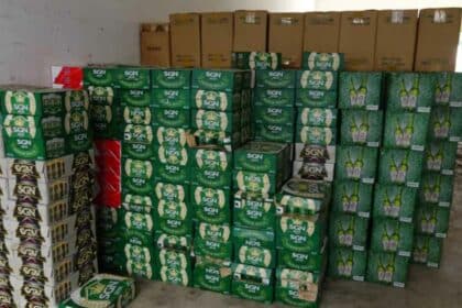 Kastam Sarawak Rampas Rokok, Minuman Keras Bernilai RM2.4 Juta Di Bintulu