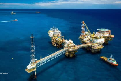 Sabah Sarawak Pegang Banyak Sumber Galian Minyak Yang Belum Diteroka