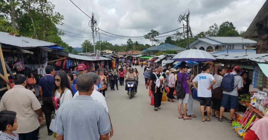 Serikin Jadi Pasar Sempadan Pertama Di Malaysia Perkenal Sistem Pembayaran Secara Cashless